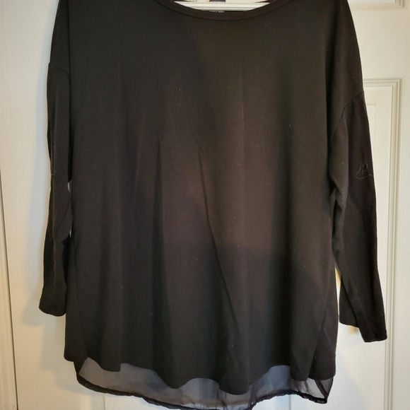 Top - Picture 1 of 2